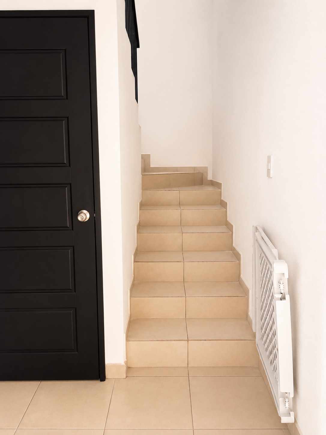 Gradas interiores de la casa