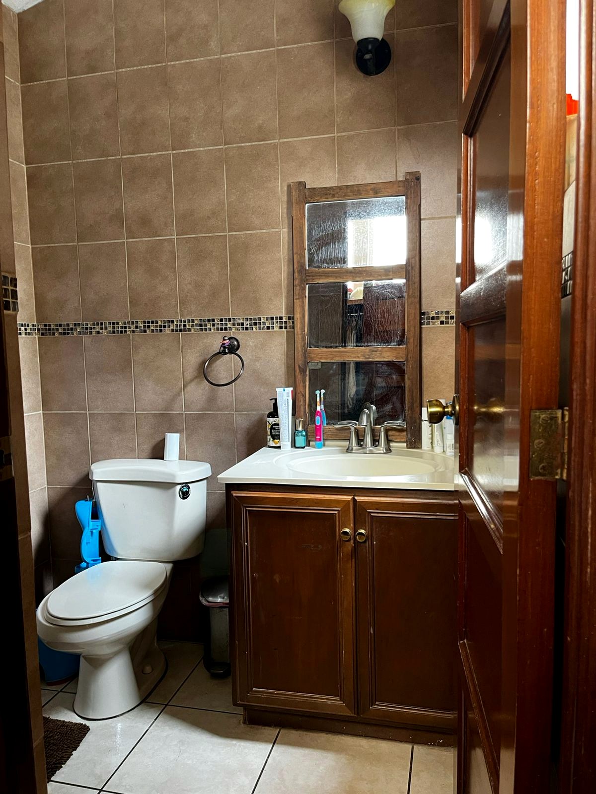 Baño de servicio