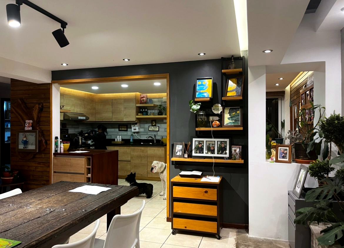 Comedor con vista hacia cocina ampliada